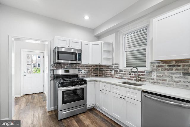 3823 MOUNT VERNON ST, Philadelphia, PA 19104