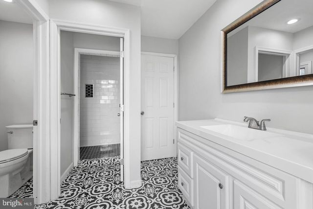 3823 MOUNT VERNON ST, Philadelphia, PA 19104