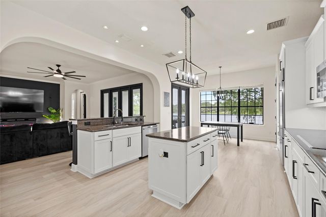 523 W BLUE WATER EDGE DRIVE, Eustis, FL 32736