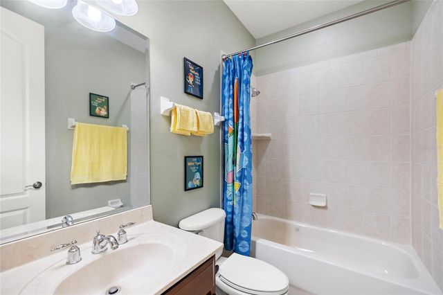 523 W BLUE WATER EDGE DRIVE, Eustis, FL 32736