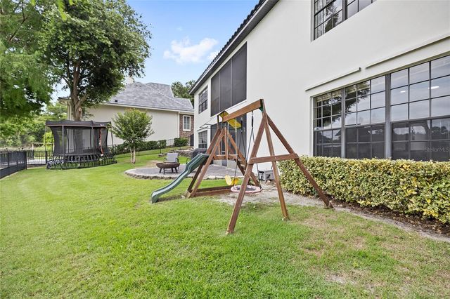 523 W BLUE WATER EDGE DRIVE, Eustis, FL 32736