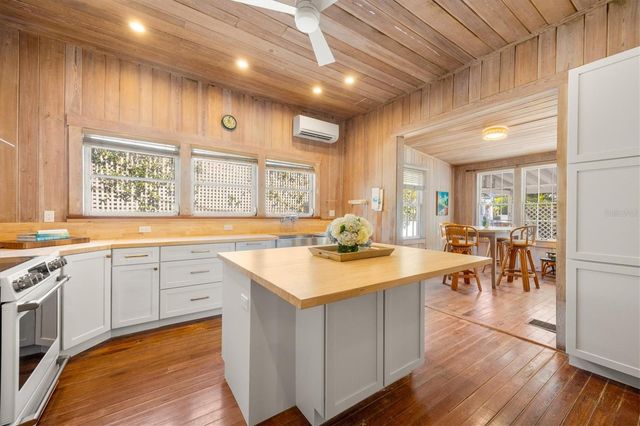 260 GILCHRIST AVENUE, Boca Grande, FL 33921