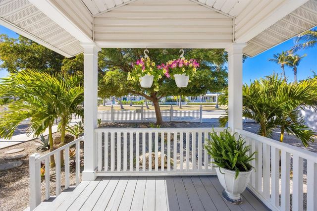 260 GILCHRIST AVENUE, Boca Grande, FL 33921