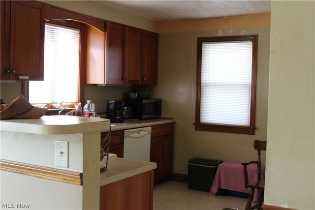 924 Spangler Road NE, Canton, OH 44714