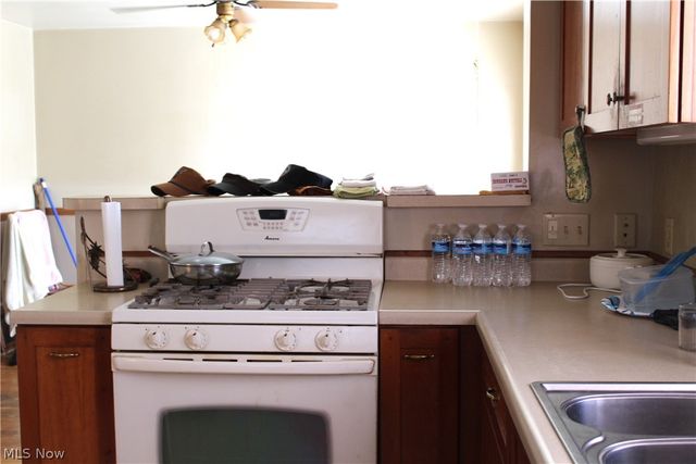 924 Spangler Road NE, Canton, OH 44714