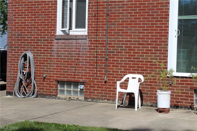 924 Spangler Road NE, Canton, OH 44714