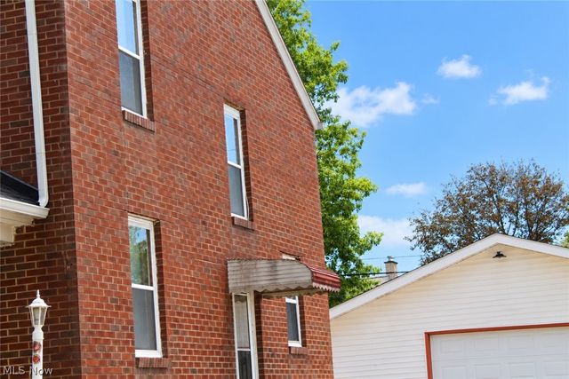 924 Spangler Road NE, Canton, OH 44714