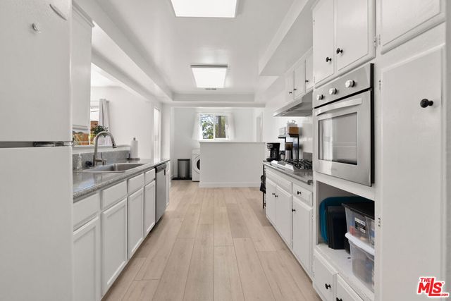 10124 Jimenez Street, Lakeview Terrace, CA 91342