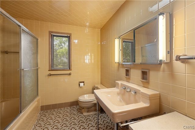 444 Buckingham Avenue, Syracuse, NY 13210
