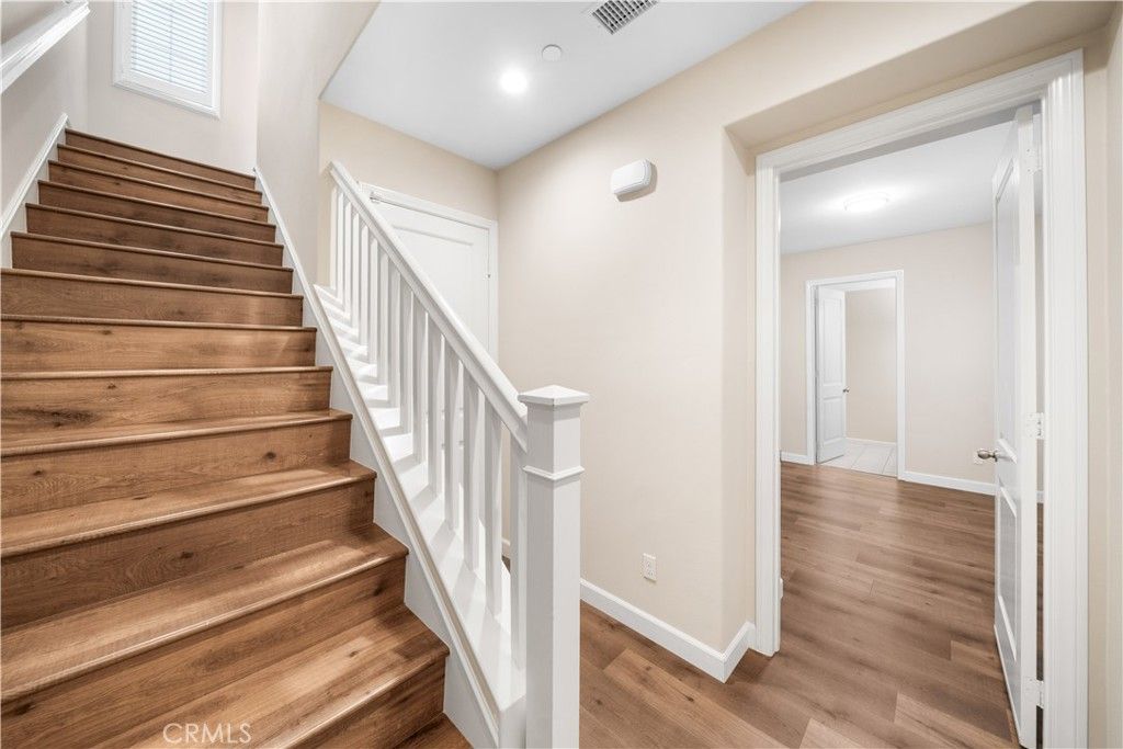 80 Strawberry, Irvine, CA 92620 — photo 2