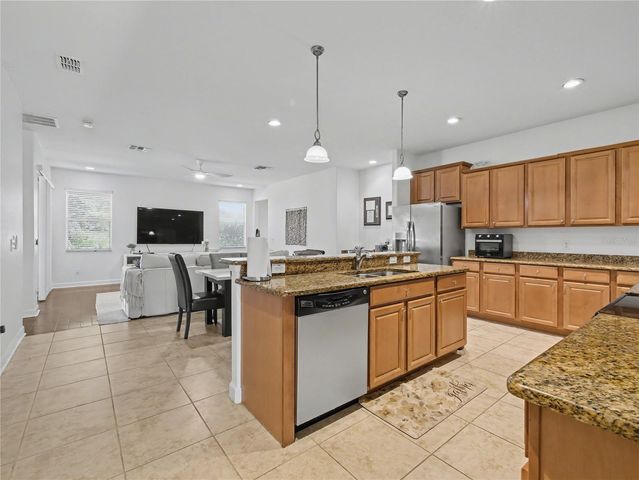 1098 HARMONY LANE, Clermont, FL 34711