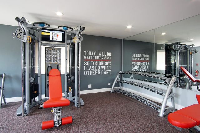 1537 Westminster Drive 204, Naperville, IL 60563