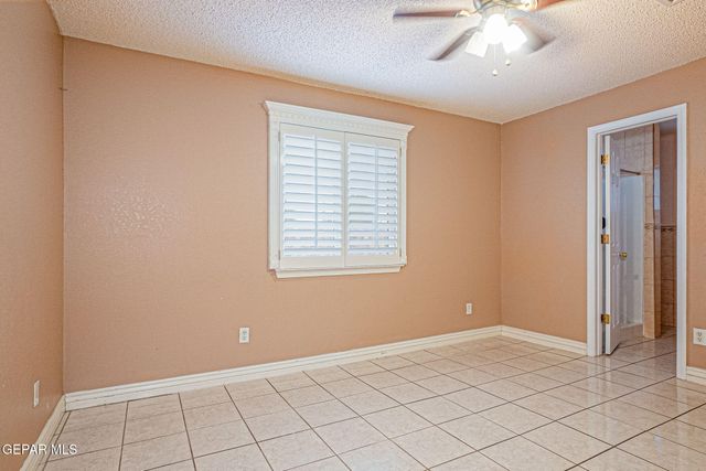 11621 Maquitico Court, El Paso, TX 79936