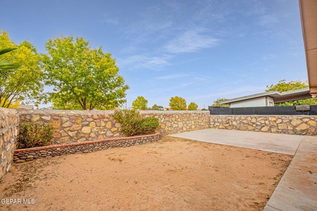 11621 Maquitico Court, El Paso, TX 79936