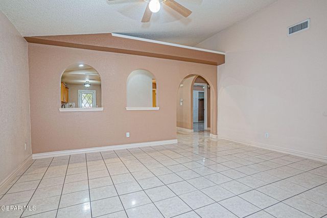 11621 Maquitico Court, El Paso, TX 79936