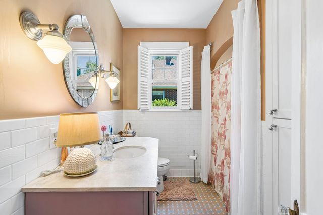18 Stocker Drive, Charleston, SC 29407