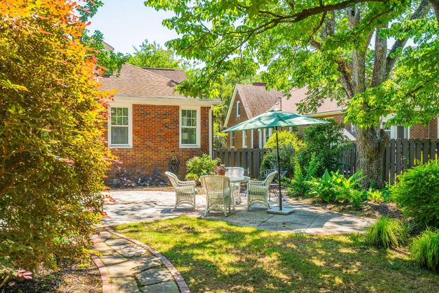 18 Stocker Drive, Charleston, SC 29407