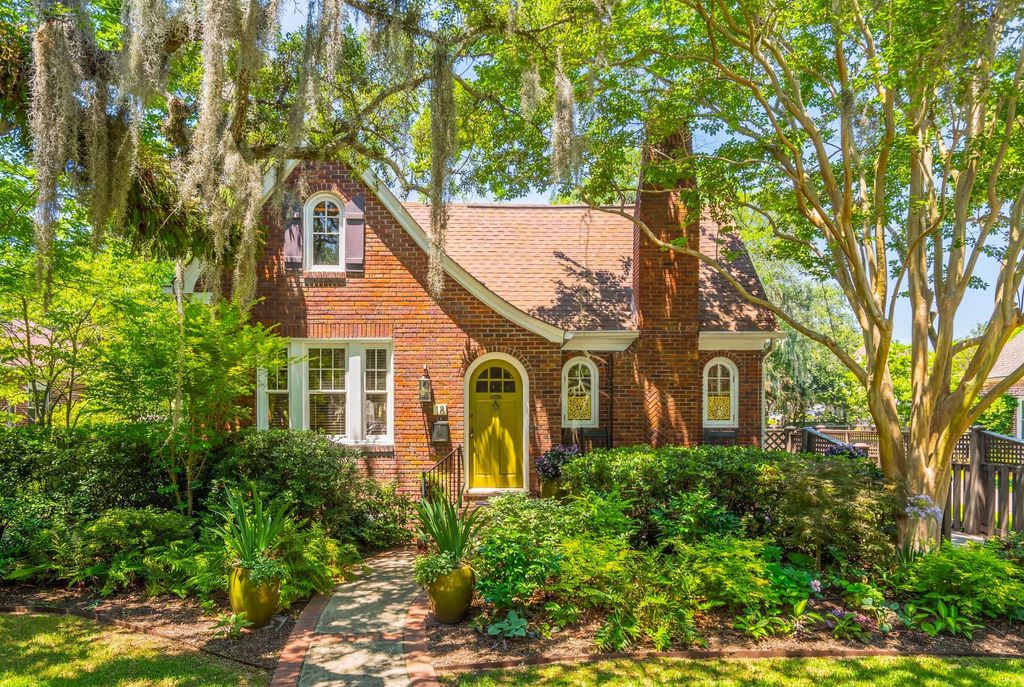 18 Stocker Drive, Charleston, SC 29407
