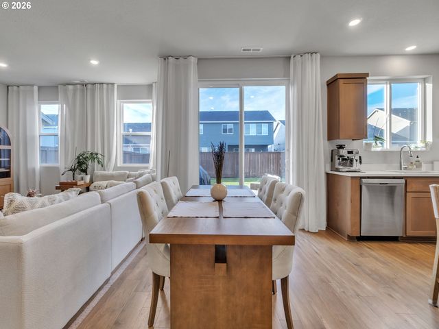 31261 Nw 311TH Ave, North Plains, OR 97133