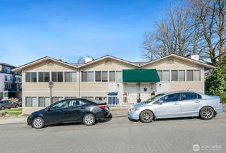 9200 Densmore Avenue N, Seattle, WA 98103