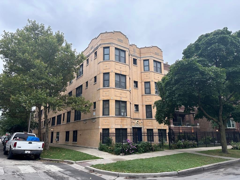 2919 W MCLEAN Avenue 1, Chicago, IL 60647