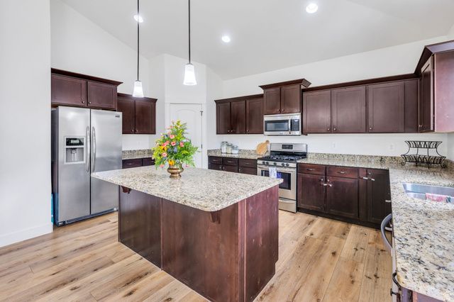 1031 S 440 E, Salem, UT 84653