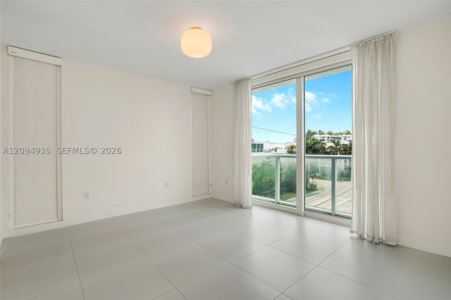 9821 E Bay Harbor Dr 501, Bay Harbor Islands, FL 33154