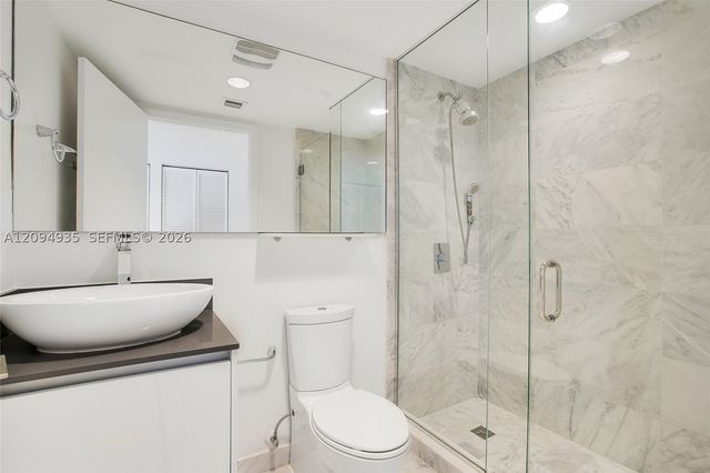 9821 E Bay Harbor Dr 501, Bay Harbor Islands, FL 33154
