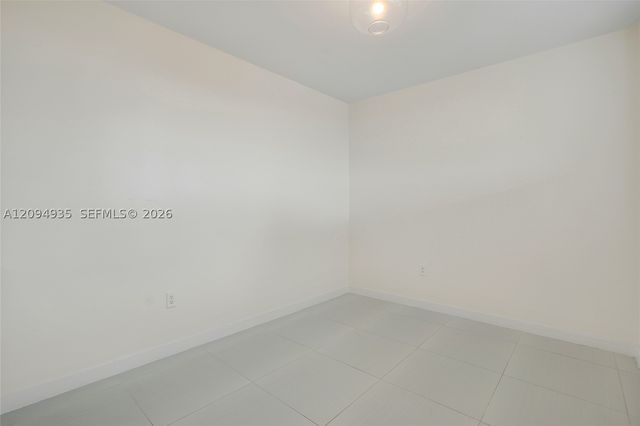 9821 E Bay Harbor Dr 501, Bay Harbor Islands, FL 33154