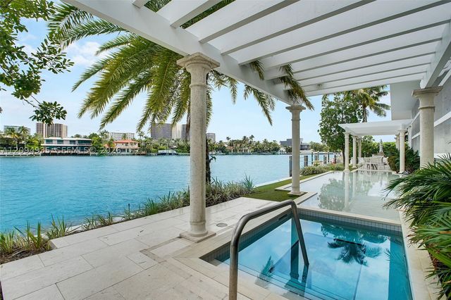 9821 E Bay Harbor Dr 501, Bay Harbor Islands, FL 33154
