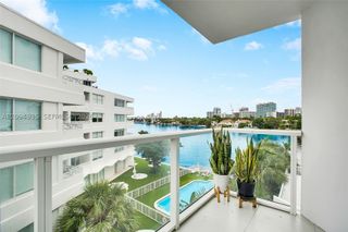 9821 E Bay Harbor Dr 501, Bay Harbor Islands, FL 33154