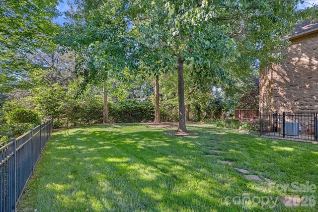 206 Pear Tree Court, Fort Mill, SC 29715
