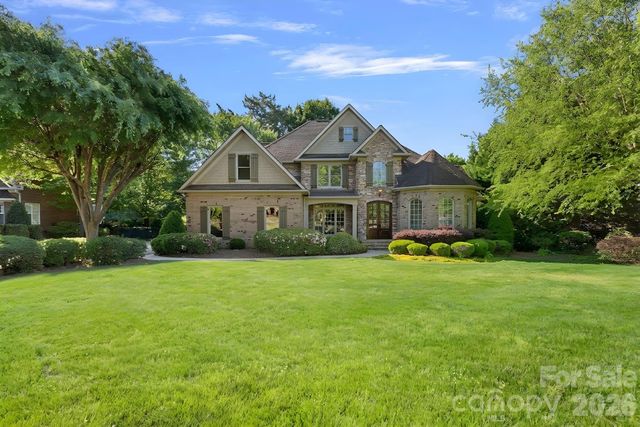 206 Pear Tree Court, Fort Mill, SC 29715