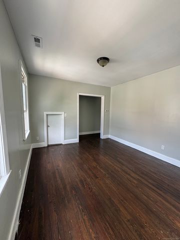 63 Lombard Street 3, New Haven, CT 06513