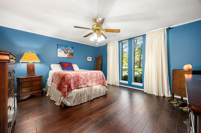 15102 Rose Cottage Drive, Houston, TX 77069