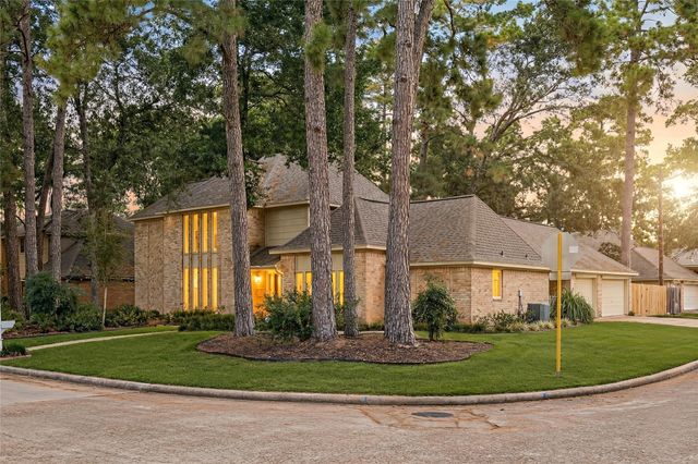 15102 Rose Cottage Drive, Houston, TX 77069