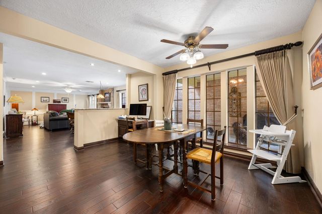 15102 Rose Cottage Drive, Houston, TX 77069