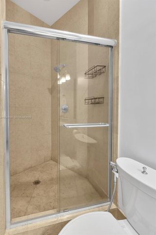 20000 E Country Club Dr 108, Aventura, FL 33180