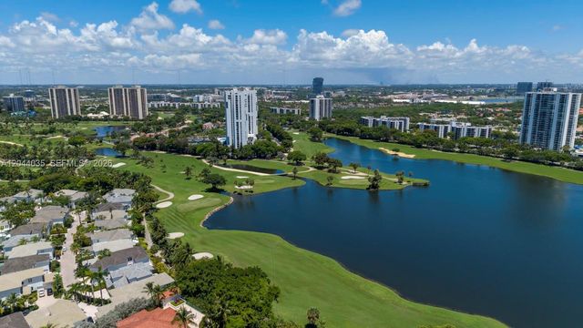 20000 E Country Club Dr 108, Aventura, FL 33180
