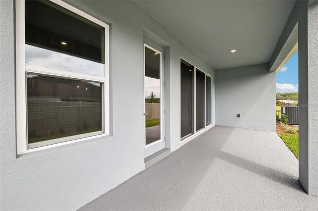 6087 SACRED OAK AVENUE, Mount Dora, FL 32757