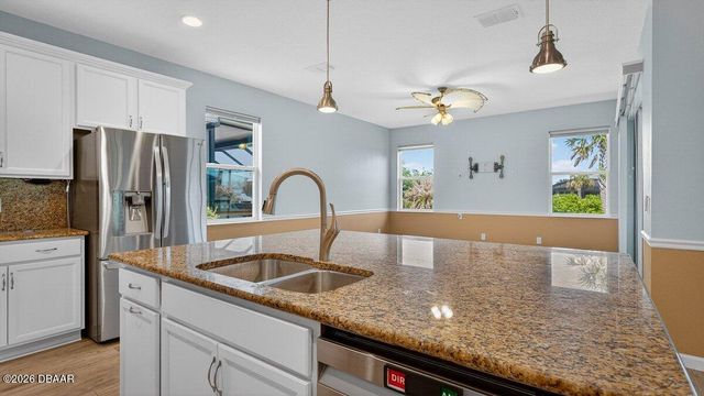 842 Attitude Avenue, Daytona Beach, FL 32124