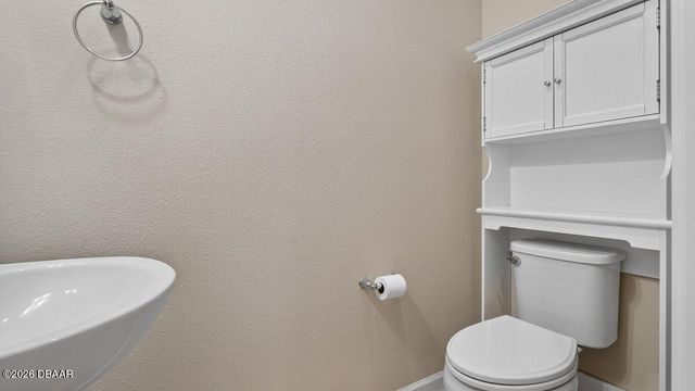 842 Attitude Avenue, Daytona Beach, FL 32124