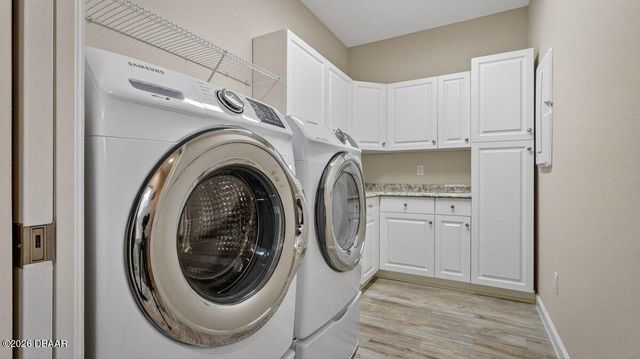 842 Attitude Avenue, Daytona Beach, FL 32124