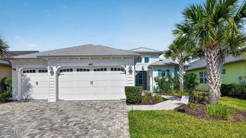 842 Attitude Avenue, Daytona Beach, FL 32124
