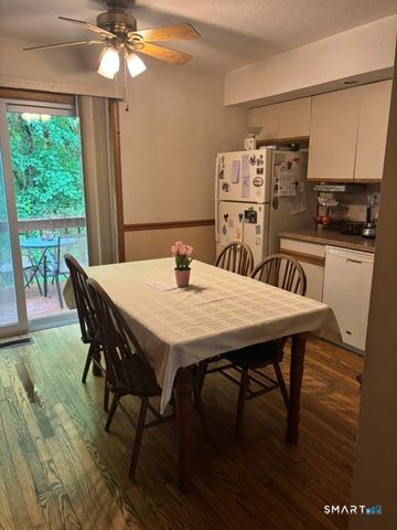 233 Derby Avenue 502, Derby, CT 06418