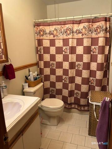 233 Derby Avenue 502, Derby, CT 06418