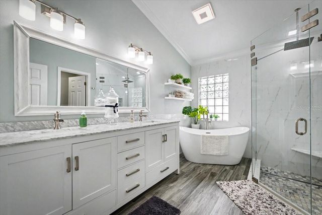 813 GRAND HUGHEY COURT, Apopka, FL 32712