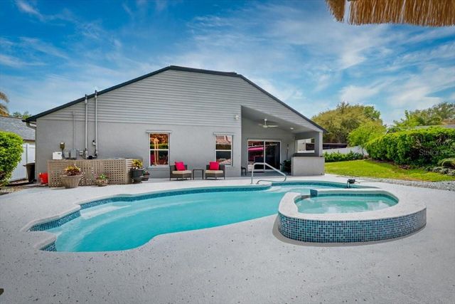 813 GRAND HUGHEY COURT, Apopka, FL 32712