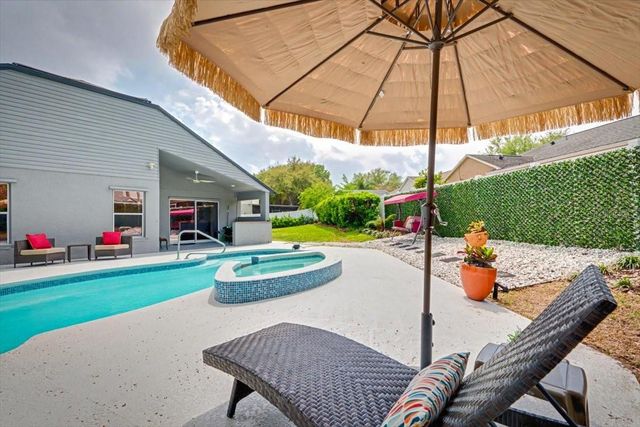 813 GRAND HUGHEY COURT, Apopka, FL 32712