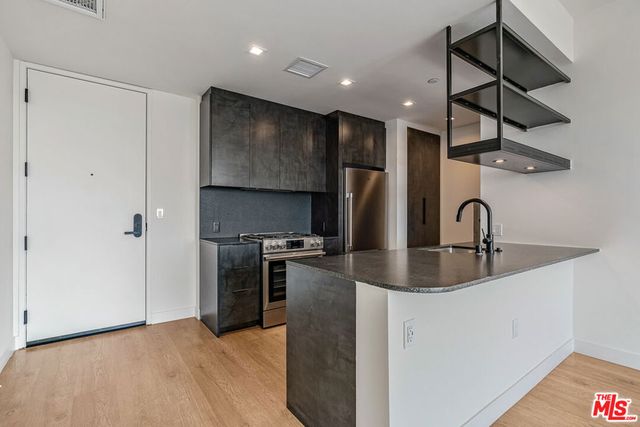 10700 Tabor Street 416, Los Angeles, CA 90034